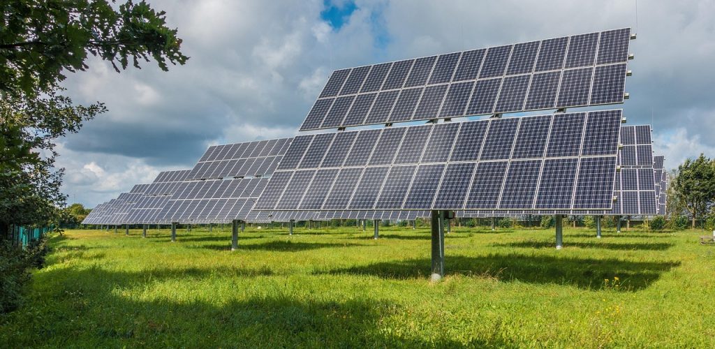 photovoltaic-system-2742302_1280