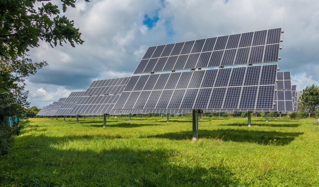 photovoltaic-system-2742302_1280